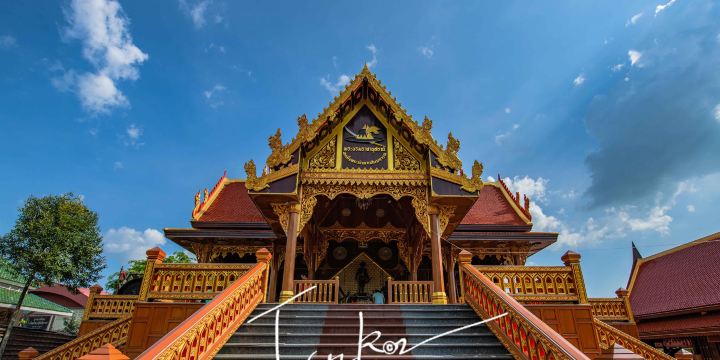 King Taksin Shrine