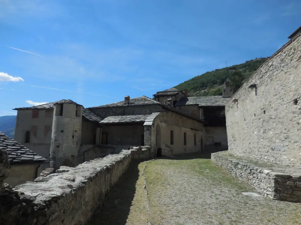 2_Castello dei signori di Quart