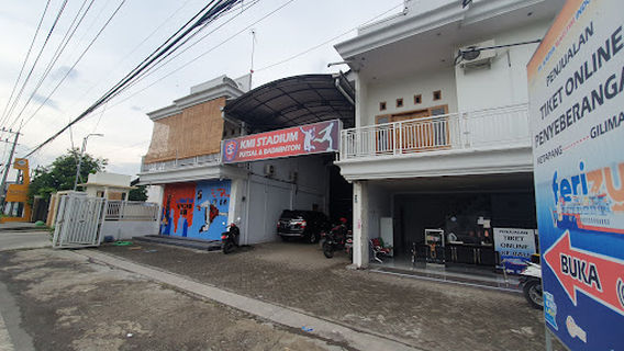 KMI STADIUM FUTSAL DAN BADMINTON