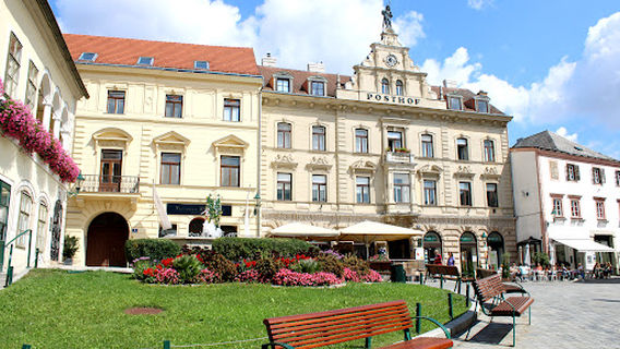 Hauptplatz