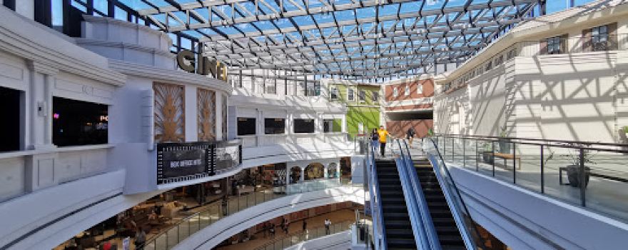Vista Cinemas at the Evia Lifestyle Center