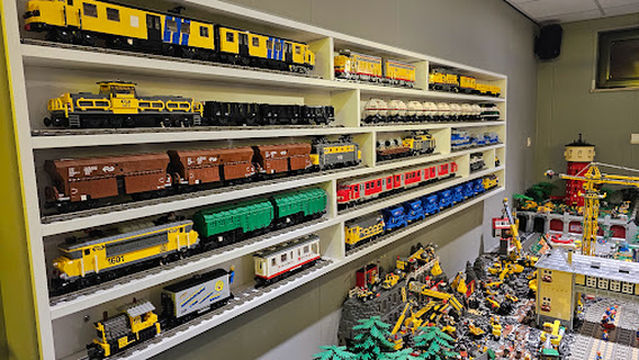 Railway Brick Museum - LEGO