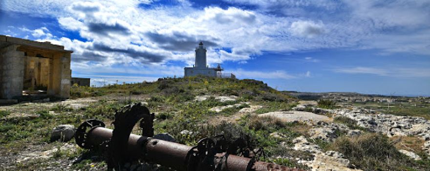 Ta' Ġurdan Lighthouse