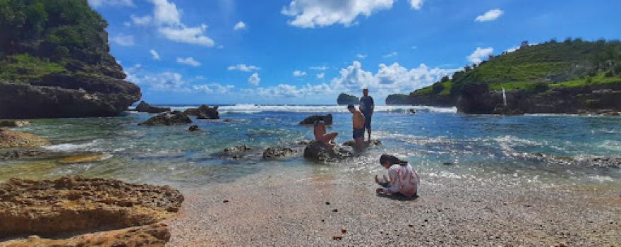Maron River Pacitan