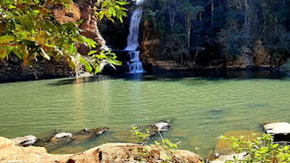 Cachoeira dos Macacos (Rio Indaiá)