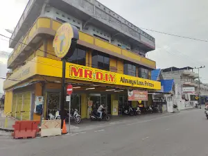 Tebingtinggi Island