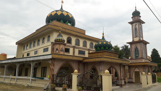 Masjid At Taufiq
