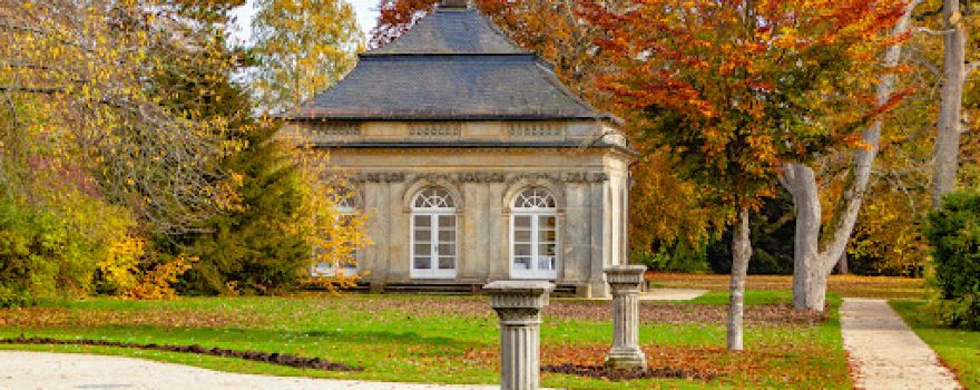 Schloss und Park Fantaisie