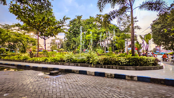 Taman Air Mancur Kertosono ꦏꦼꦂꦠꦺꦴꦱꦺꦴꦤꦺꦴ