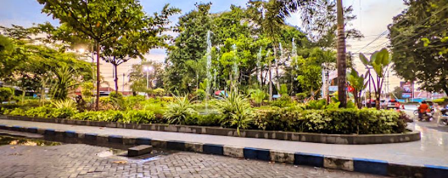 Taman Air Mancur Kertosono ꦏꦼꦂꦠꦺꦴꦱꦺꦴꦤꦺꦴ