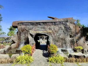 Sriayuthaya Lion Park