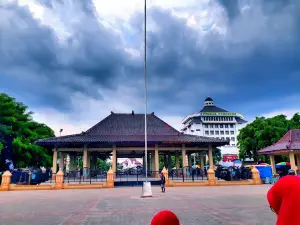 Aloon-Aloon Kabupaten Ponorogo
