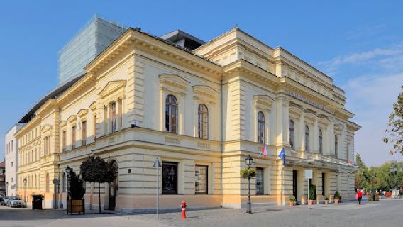 Vörösmarty Theater