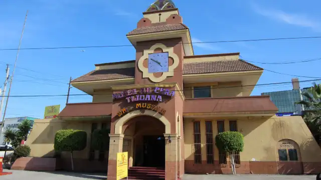 Hotels near Museo de Cera