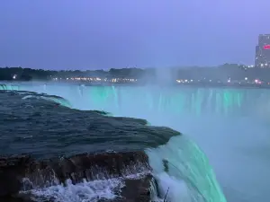 Popular Night Attractions in Niagara Regional Municipality