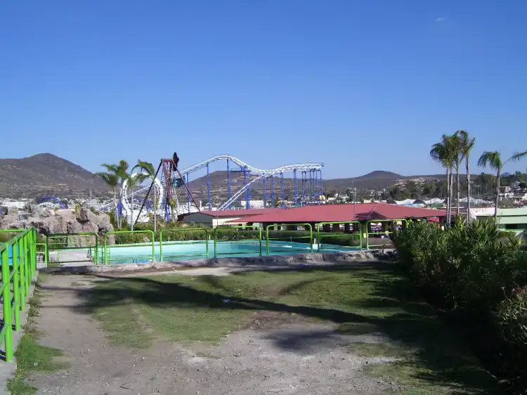 Hotels in Santa Rosa Jáuregui