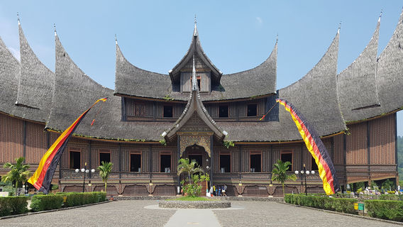 Istano Basa Pagaruyung