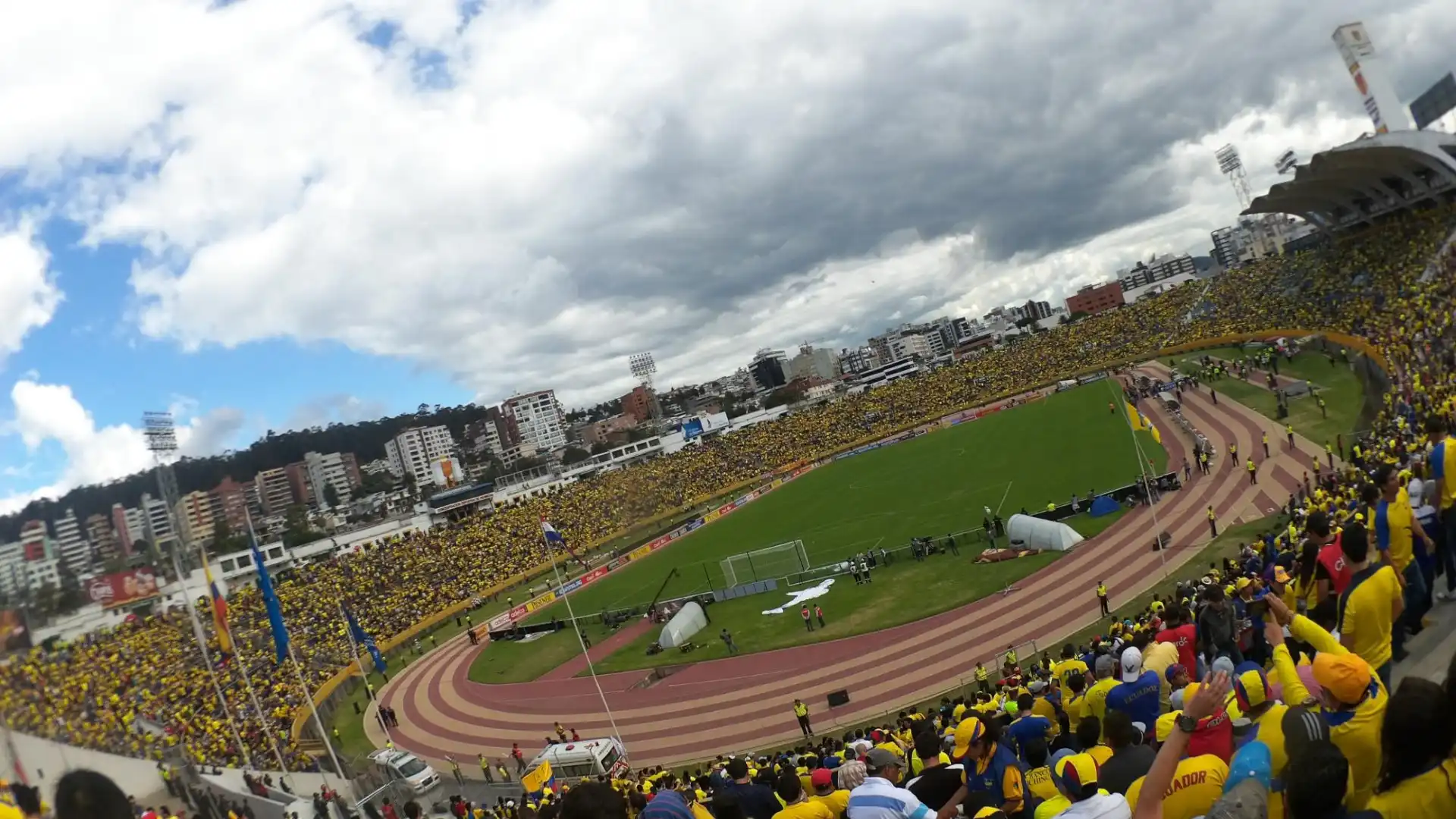 Hotels near Atahualpa Olympic Stadium