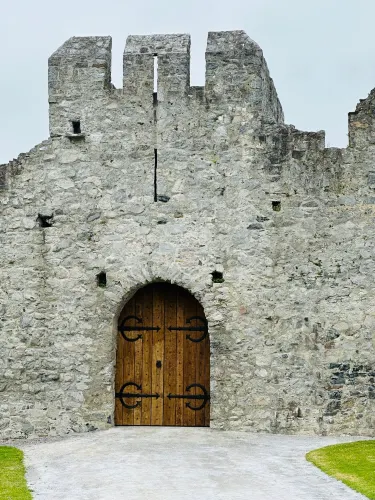 Desmond Castle Adare