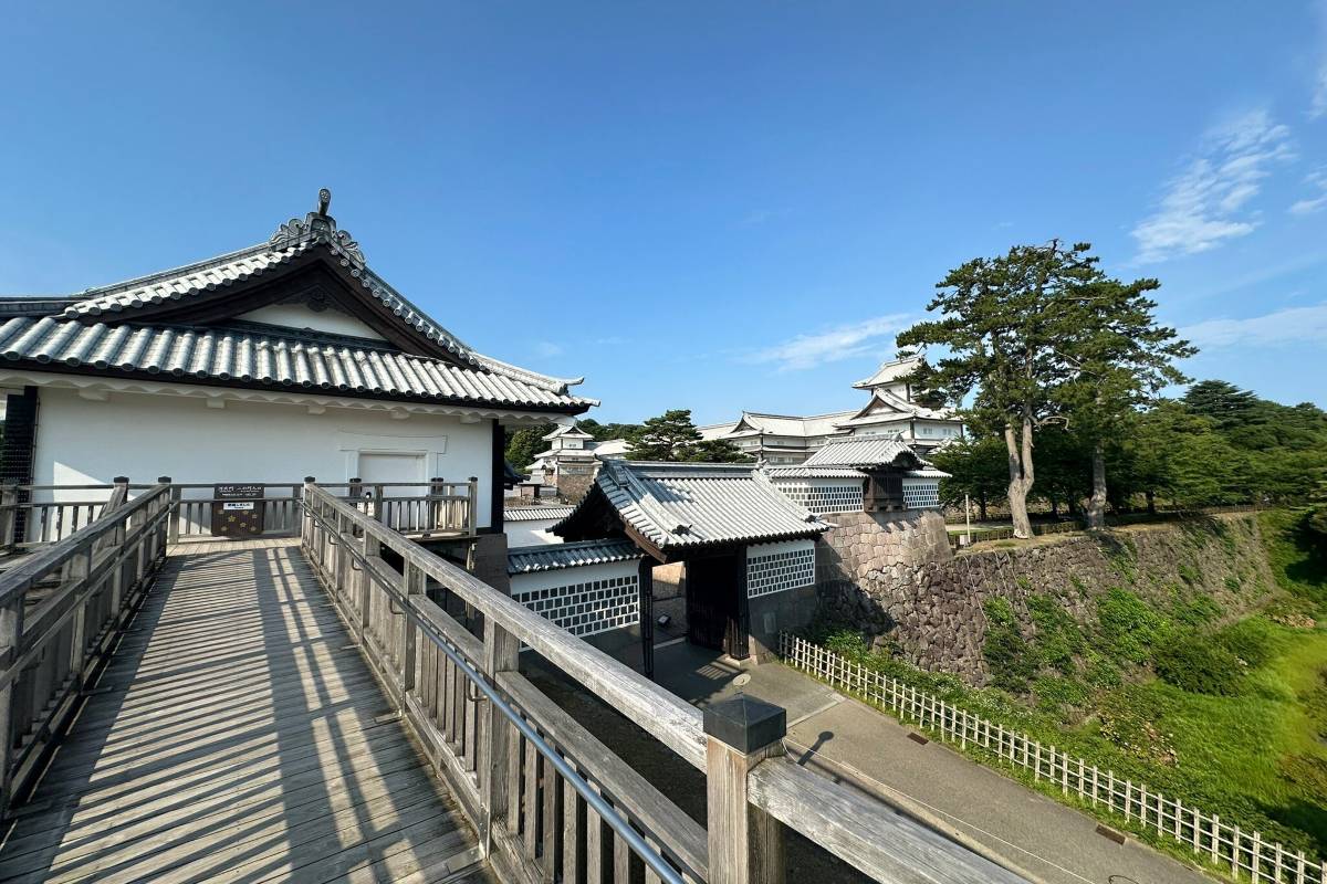 下午：金澤城公園