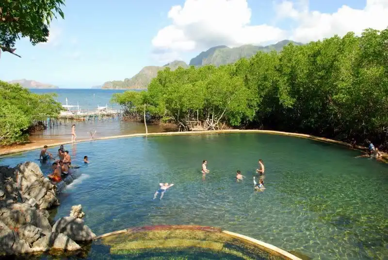Hotels near Maquinit Hot Spring