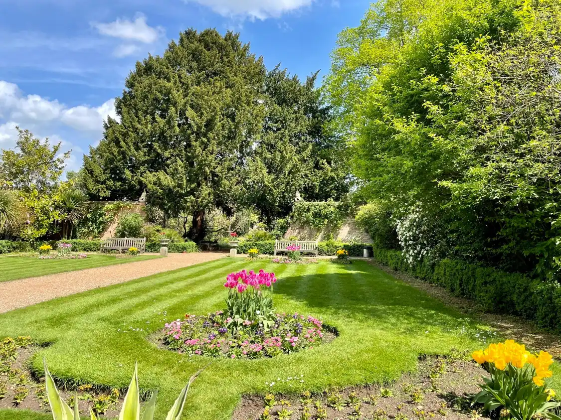 Hotels near Belgrave Hall
