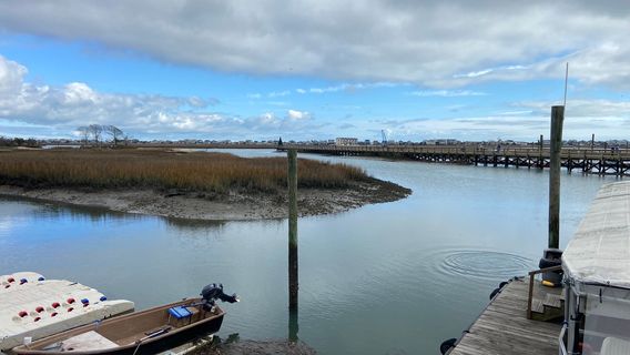 Murrells Inlet Marshwalk Waterfront Dining