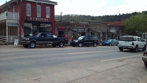 Thompson-Hickman Museum