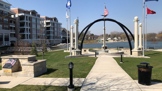 Oconomowoc