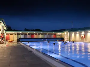 New Cumnock Outdoor Swimming Pool