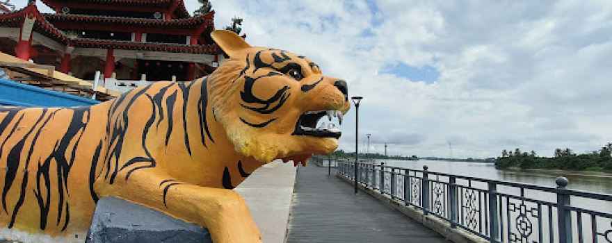 Chinese Temple 慈云阁