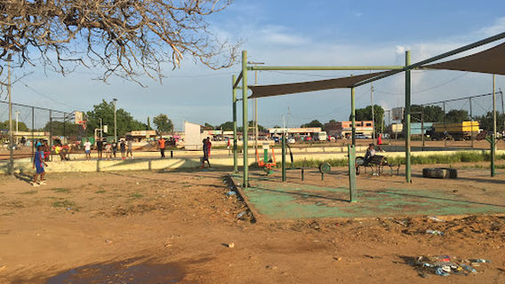 4 Campos - Luanda-Sul