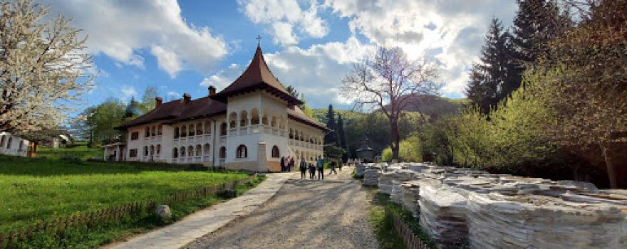 Mormântul Părintelui Arsenie Boca