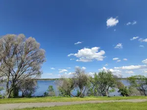 Memorial "Dniprovsʹkyy Platsdarm"