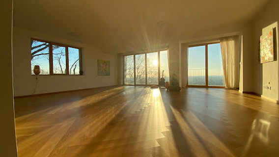 Yoga Nina Holler (Yoga am Katerstein, ehem. Yogadachboden Eisenstadt)