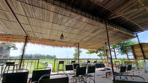 Lò gạch cũ cầu tre