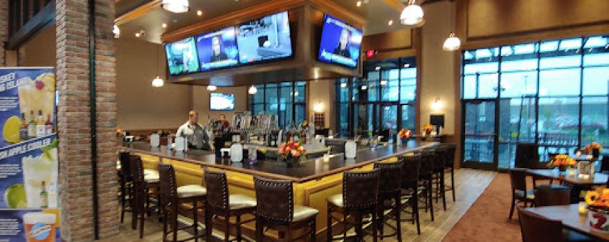 Movie Tavern Brookfield Square