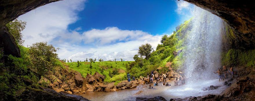 Don Waterfall, Dang