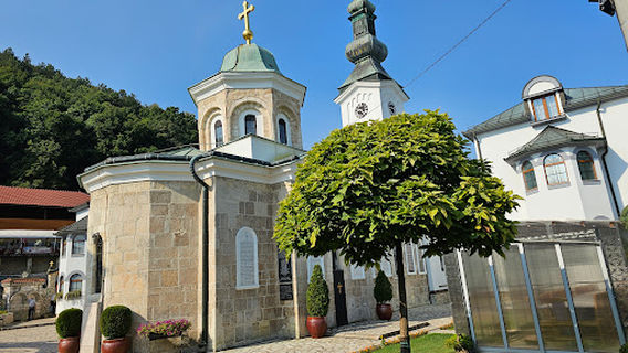 Tavna Monastery