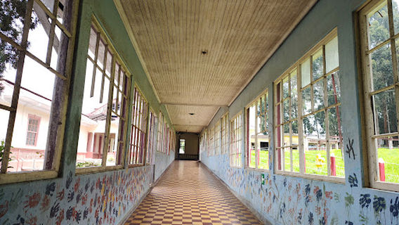 Carlos Durán Sanitarium Viewpoint