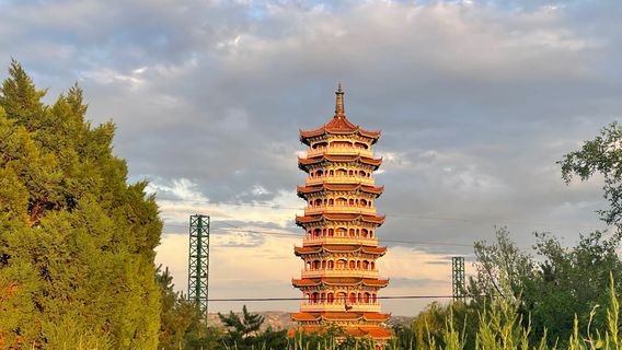 Shenlongshan Forest Park Central Square