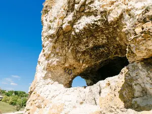 Butesti Cave