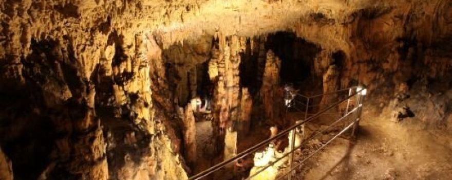 Biserujka Cave
