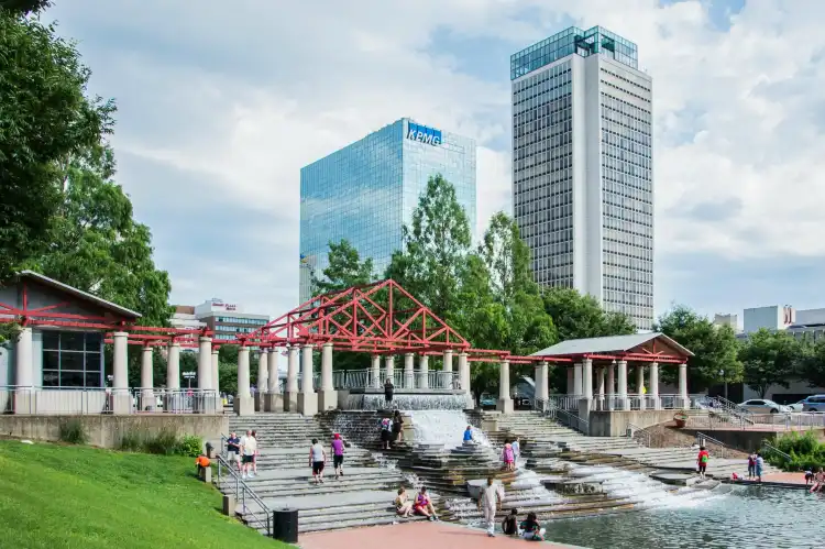 Hotels near Citygarden Sculpture Park