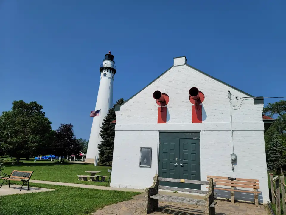 5_Windpoint Lighthouse