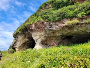 King’s Caves