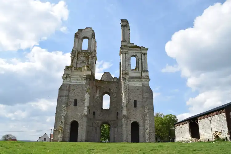 Hôtels à : Mont-Saint-éloi