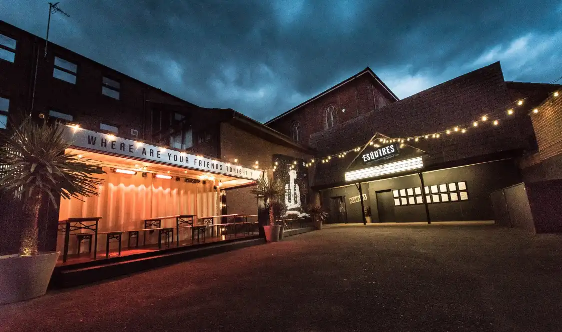 Hotels near Bedford Esquires - Music Venue