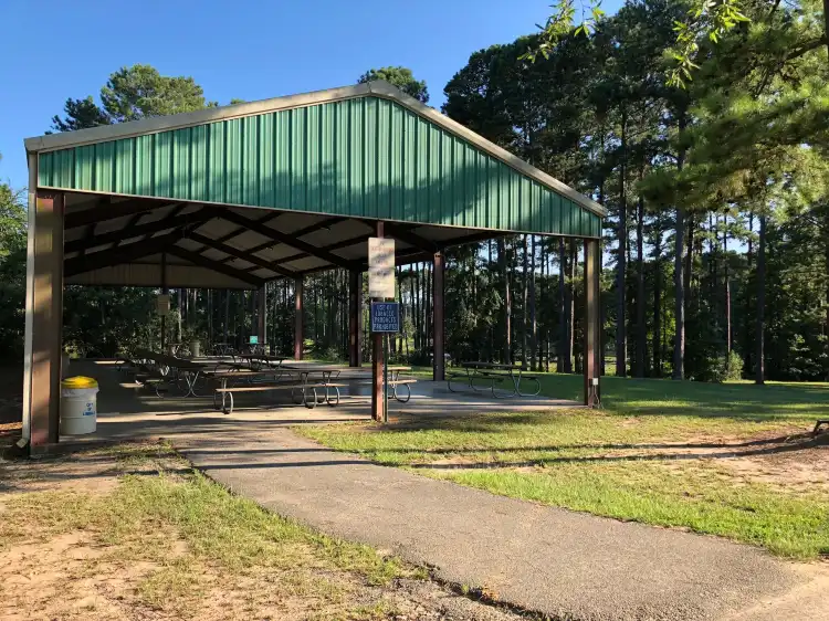 Hotels near Faulkner Park