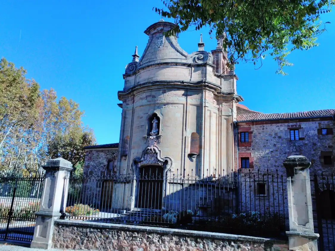 Hotels near Monasterio e Iglesia de las RR. Ursulinas
